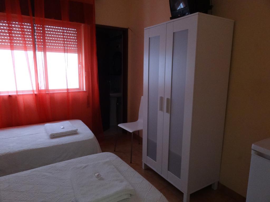 Residencial Espadinha Quarteira Buitenkant foto